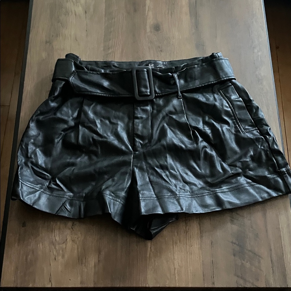 Zara Black High-Waist Faux Leather Belted Shorts
